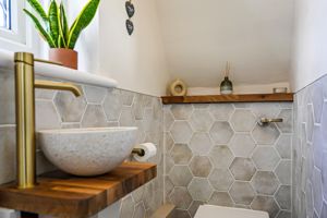 Photo 8- click for photo gallery